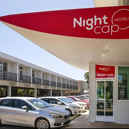 Nightcap At Watermark Glenelg-3